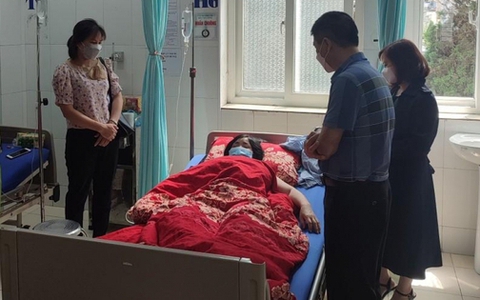 Vụ 5 nhân viên nhập viện vì ăn gói bánh nhặt được: Phạt khách sạn 8 triệu đồng