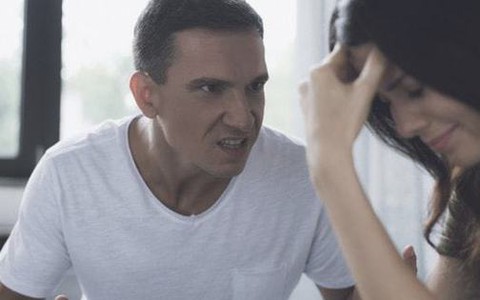 Từng nhiều lần đòi li dị chồng nóng tính, cộc cằn, tôi đã quyết định làm một điều để vợ chồng hạnh phúc hơn