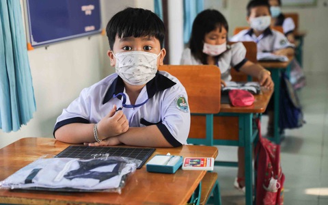 CHÍNH THỨC: Học sinh lớp 1-6 ở Hà Nội đi học trở lại