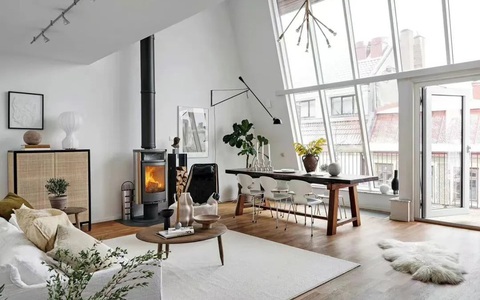 Mê mẩn vẻ đẹp hiện đại bên trong căn hộ gác mái luôn ngập tràn ánh sáng