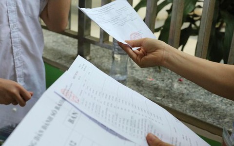 Hà Nội: Thí sinh 82 tuổi lần đầu đăng ký dự thi tốt nghiệp THPT