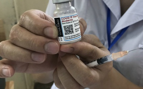 Ưu tiên sử dụng vaccine Moderna từ nguồn viện trợ tiêm cho trẻ 6 - dưới 12 tuổi