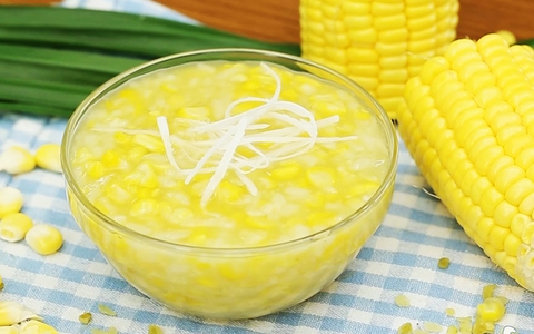 Món chè này nấu chưa tới 20 phút là xong mà ngon ngọt miễn chê, cuối tuần chị em hãy triển ngay!