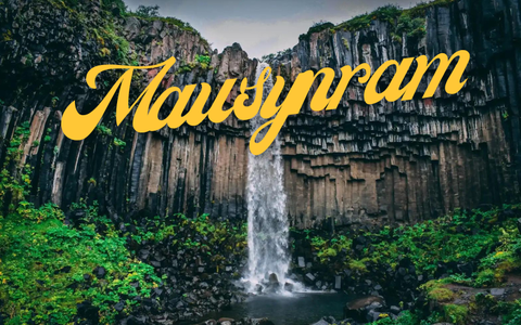 Hà Nội đang vào mùa mưa thất thường như cô người yêu, bạn có muốn thử trải nghiệm cuộc sống ở ngôi làng mưa nhiều nhất thế giới không?