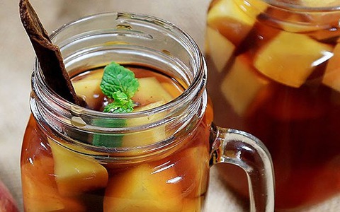 Ngâm táo với gia vị này uống mỗi sáng giúp thải mỡ nội tạng, kéo dài tuổi thọ