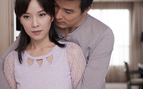 Nhiều lần xuống nước để vợ quay về sau li thân, chồng vẫn cay đắng thấy vợ làm một việc