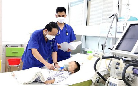 Bé 3 tuổi đột ngột quấy khóc rồi tím ngắt người phải cấp cứu vì nguyên nhân này