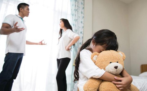 Vai trò của gia đình trong giáo dục trẻ: Lạc lối do thiếu giáo dục gia đình
