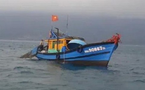 Phát hiện thi thể đàn ông trôi dạt trên vùng biển Cồn Cỏ