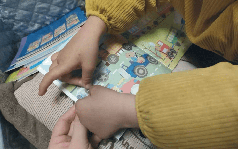 Bà nội áp dụng phương pháp này để cải thiện sự tập trung cho cháu mình trong 2 tháng: Người mẹ lẫn giáo viên đều sững sờ khi thấy kết quả