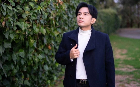 Đan Trường xin lỗi sau khi bị tố "xài chùa" bài hát để kiếm tiền