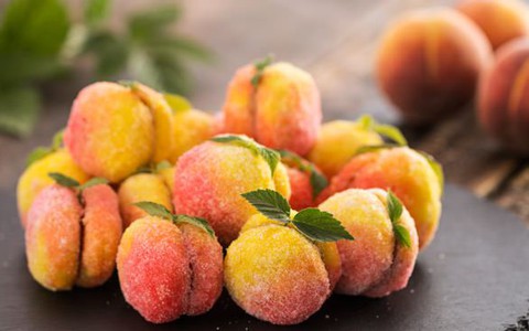 Món bánh đào đẹp không nỡ ăn, mà ăn rồi thì miệng không nỡ dừng!