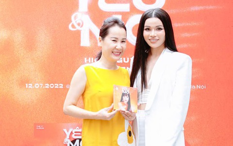 Hiền Nguyễn Soprano gây bất ngờ khi hát 4 thứ tiếng trong album đầu tay