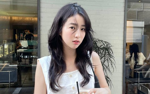 Mẹo cải thiện tình trạng tóc bết dầu trong mùa hè