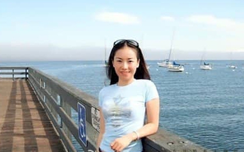 ‘Hổ phụ sinh hổ tử’: Thiên kim tiểu thư có cha là tỷ phú từng sở hữu khối tài sản nhiều hơn cả Jack Ma, được mệnh danh là "nữ hoàng đầu tư" vừa xinh đẹp, vừa xuất chúng!