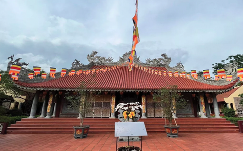 Tu sĩ có hành vi tà dâm ở chùa Biện Sơn là đại biểu HĐND