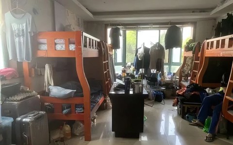 Căn phòng nhỏ của 22 người ở Thượng Hải vén màn cuộc sống của những số phận đang giằng co với đời
