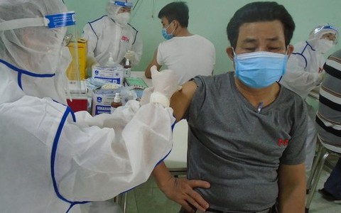 Tiêm mũi bổ sung và mũi 3 vắc-xin Covid-19 khác nhau thế nào?