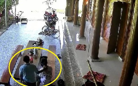 Chủ tịch MTTQ xã Xuân Thắng từng nhắn tin “gạ gẫm” nữ đồng nghiệp