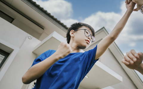 Ngực cậu bé 11 tuổi phát triển như ngực bé gái, cha mẹ đừng chủ quan với căn bệnh này