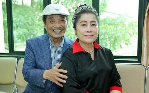 Vợ NSND Trần Hiếu bác bỏ tin đồn nghệ sĩ ốm "thập tử nhất sinh, khó qua khỏi"