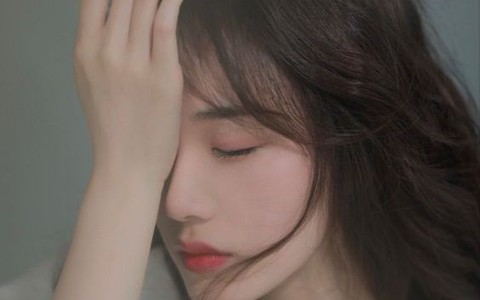 Nhìn mâm cơm cúng Rằm tháng 7, tôi nghẹn lòng và ôm mẹ bật khóc