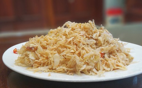 Cơm độn ăn nhút chấm tương, không chê nghèo khó thì thương nhau cùng