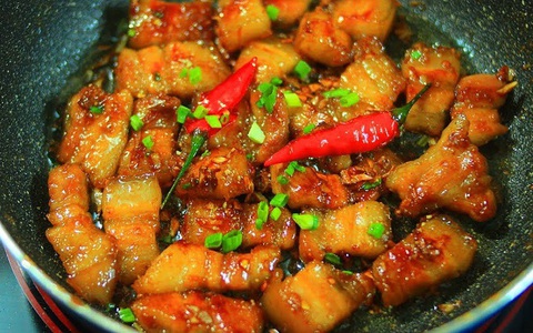 Món thịt rang làm chưa tới 10 phút mà ngon hết cỡ
