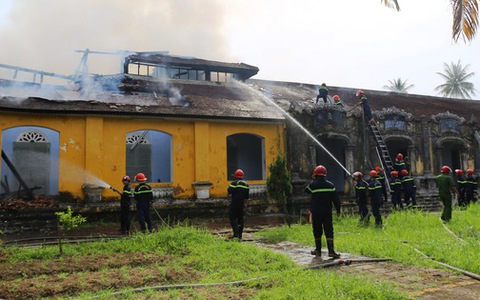Cháy bên trong di tích Quốc Tử Giám triều Nguyễn