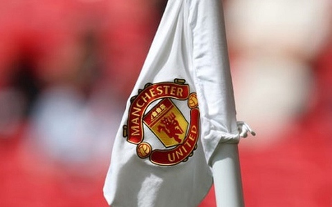 Trò đùa của Elon Musk khiến cổ phiếu Manchester United tăng