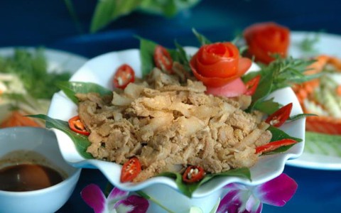 Đi tìm nguồn gốc đặc sản thịt chua Phú Thọ