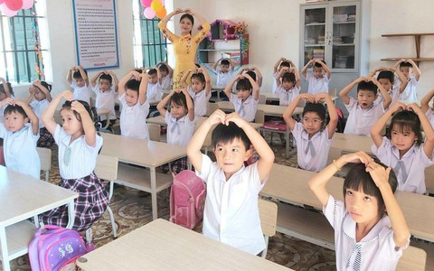 Kinh nghiệm 'vàng' cho cha mẹ có con vào lớp 1