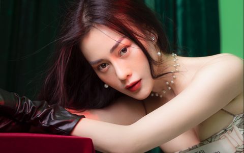 Phương Oanh thường xuyên ăn món đắt đỏ này để có làn da như tuổi 18, vài lưu ý khi áp dụng theo