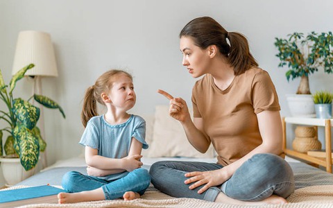 5 kiểu trách phạt của cha mẹ càng khiến con hư, ranh giới giữa việc nhận ra sai lầm và bất mãn rất mong manh