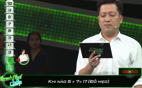 Câu đố tiếng Việt: "Khi nào 5 + 7 = 1" - Tư duy thông thường chắc chắn không trả lời được, nghe đáp án mà "tức"