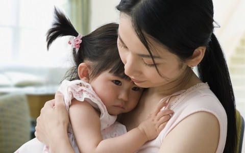 4 điều cha mẹ tuyệt đối đừng làm trước mặt con cái, nếu không trẻ sẽ có vấn đề tâm lý, méo mó nhân cách sau này