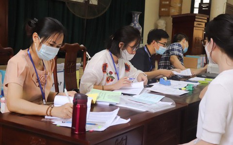 Hà Nội: Chưa thu học phí, chờ quyết định của HĐND thành phố