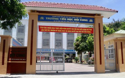 Hội phụ huynh kêu gọi cha mẹ góp 300.000 đồng, hơn càng tốt để ‘chọn giáo viên dạy tốt’ cho con