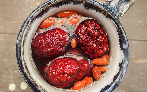 Loại nước giúp “lọc rác” trong mạch máu, trẻ hóa làn da, ngừa ung thư