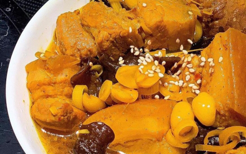 Khám phá món xôi thịt hon độc đáo nhưng vô tình ‘bị lãng quên’ ở Huế