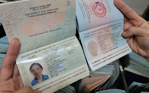 Hộ chiếu phổ thông mẫu mới được in bị chú từ 15/9