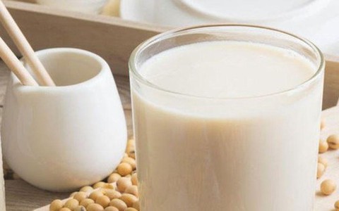 Những loại thực phẩm dễ gây ngộ độc nếu không chế biến kỹ