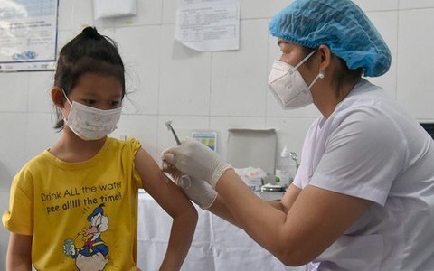 Lập kế hoạch tiêm vắc-xin COVID-19 cho trẻ 6 tháng tuổi