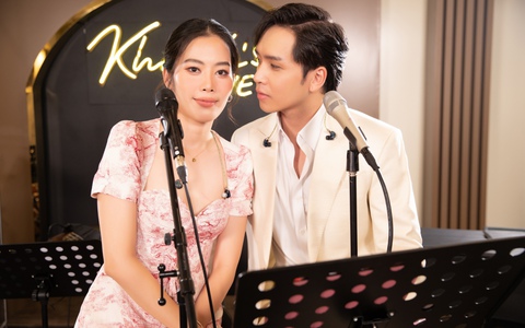 Bạch Công Khanh - Nam Em tình tứ khi hát chung
