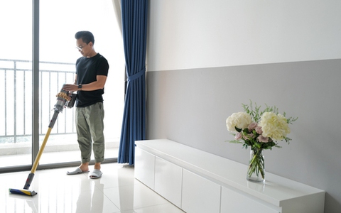 Trải nghiệm nhanh Dyson V15 Detect Absolute: Một chiếc máy hút bụi khiến bất kỳ người đàn ông nào cũng muốn làm việc nhà