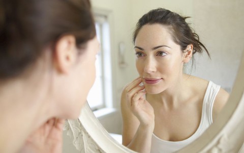 Nếu bạn có dấu hiệu trông già hơn so với tuổi thực, cảnh giác những nguy cơ này