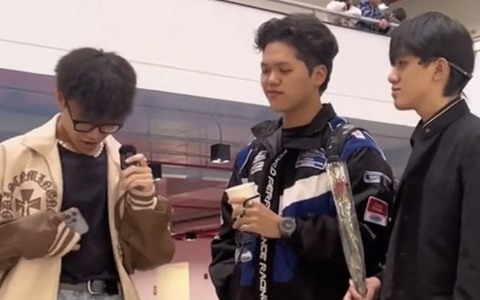 Outfit đi học hàng ngày của sinh viên "trường con nhà giàu" FPT: Có thực sự toàn đồ hiệu như lời đồn?