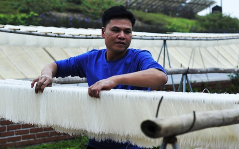Cuối năm thăm làng nghề sống nhờ thời tiết ở Hà Nội