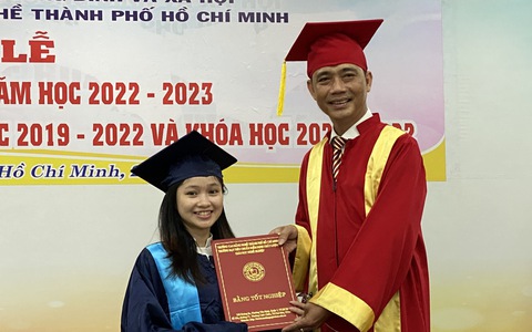 Lối thoát nào cho trường trung cấp?