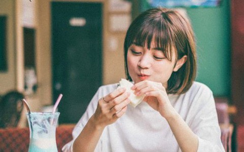 Đây là thời điểm ăn uống khiến cơ thể già đi cực nhanh, lễ Tết rất nhiều người mắc phải